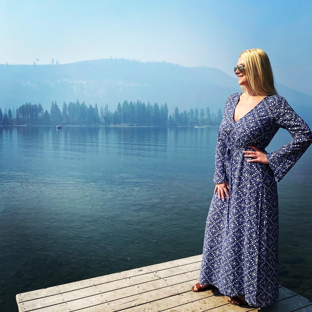 Elegant Blue Maxi Dress